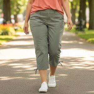 ALIA Women’s Cargo Capri Pants Utilitycore Coastal Khaki Boho Cropped Olive